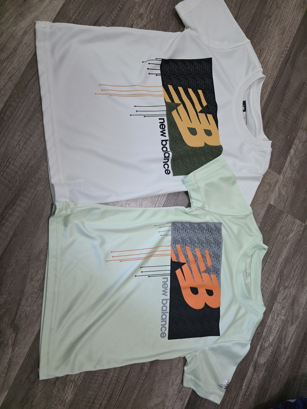 New Balance Short Sleeve Tee - White & Light Mint with Orange Logo